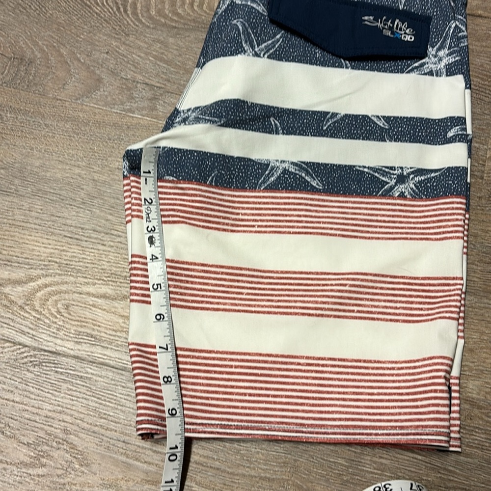 Brand🆕🔥😍🔥 SALT LIFE boardshorts - Picture 16 of 17